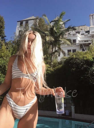 Модель Бекки №7043, 19 лет